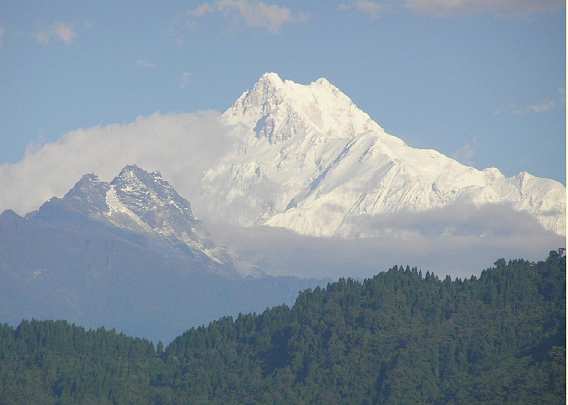 01-Nepal, 2010 - 01.jpg - Mt Katsujanya, the third tallest peak in the Himalayas, overlooks the valley where Dr Deepak Baskota, National Director of Nepal, has many agricultural projects. The desire of Dr Baskota is to make Nepal the first country in the world to grow organic food exclusively, and eventually Maharishi Vedic Organic produce exclusively.
